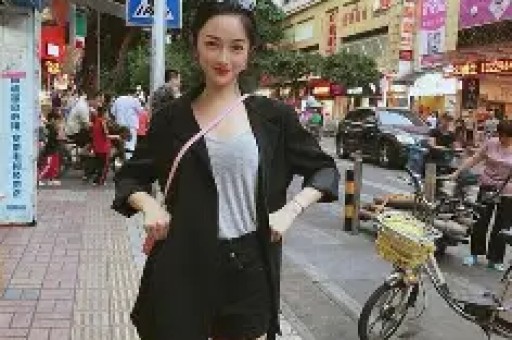 张艺兴成有道全线代言人赵露思演唱会秒空！最新娱乐八卦大揭秘